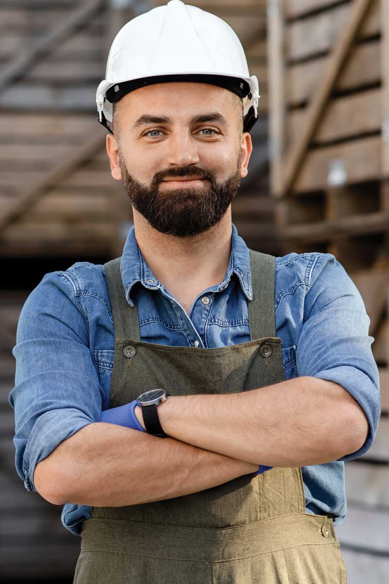 Çevresel Etkileri ve Maliyetleri En Aza İndirgeyen Kapsamlı Tedarik Zincirleri Tasarlayan Mühendis Erkek